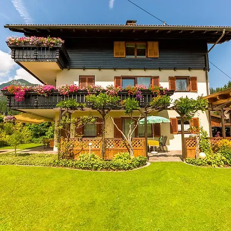Ferienhaus Lesch *